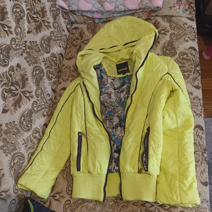 Куртка весна-осень.