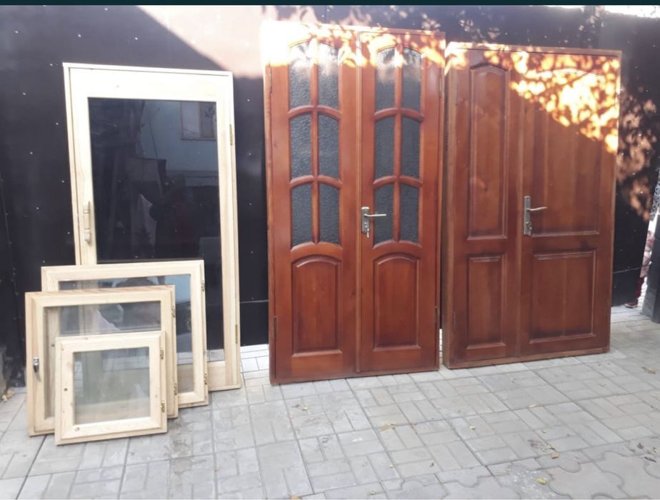 Деревянные двери