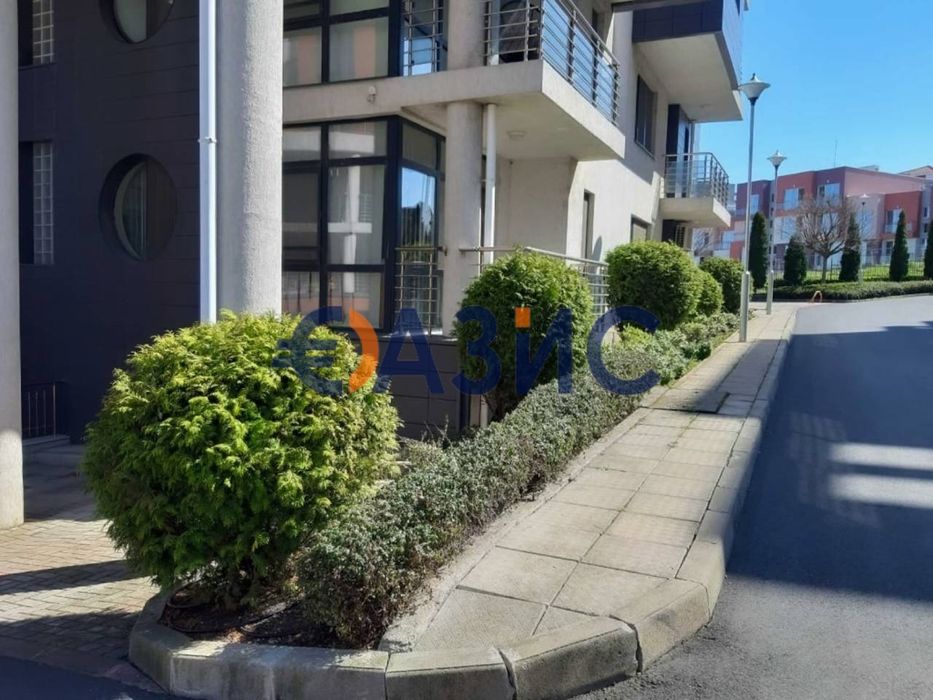 Продава се Тристаен апартамент в Бургас, Център - 89 кв.м за 1209 €/кв.м - Снимка #6