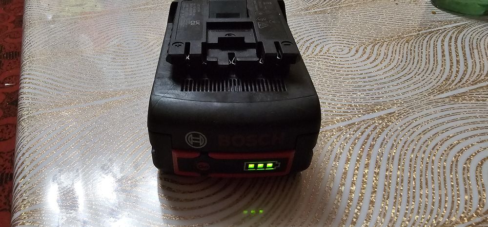 Продам аккумуляторы BOSCH