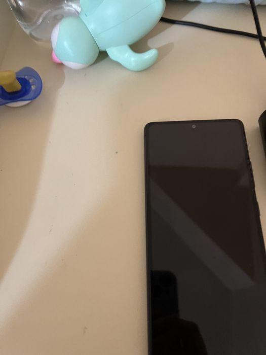 Продам Samsung S10light