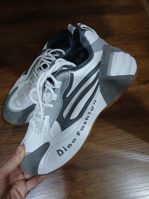 Зимные крассовки Dior 41 размер