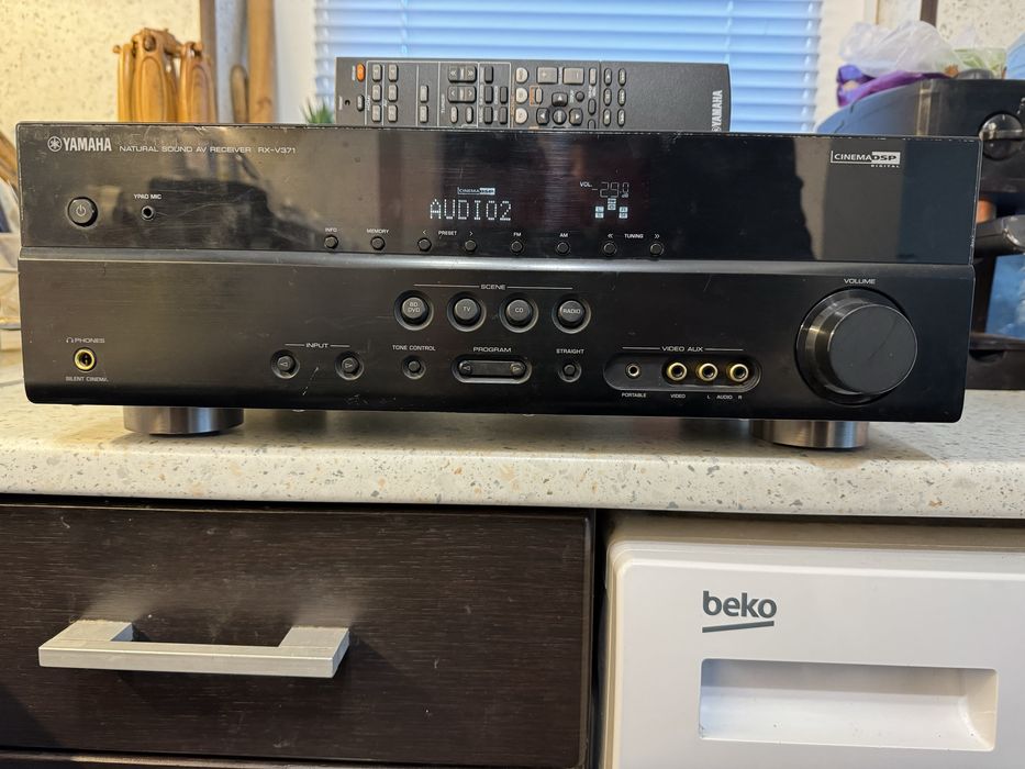 Yamaha RX-V371 resiver