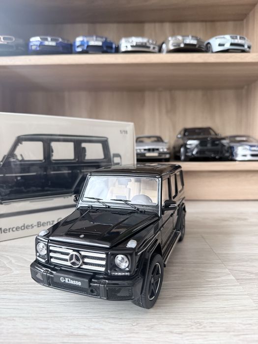 Колекционерски модел Mercedes-Benz G500 iscale 1/18