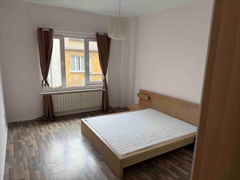 Дава се под наем Двустаен апартамент в София, Докторски паметник - 60 кв.м за 797.64 € - Снимка #5