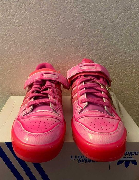 Оригинални унисекс обувки  ADIDAS FORUM by Jeremy Scott   EU40