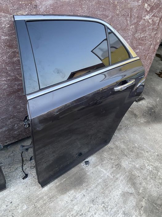 Portiera Spate St/Dr Lancia Thema Chrysler C300 Pret 1000 lei buc