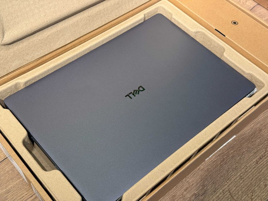 Laptop Dell Precision Pro Max 18 Plus QHD+ 120Hz Ultra 7 265HX 64GB Ram NVIDIA RTX Pro 3000 12GB 1TB SSD