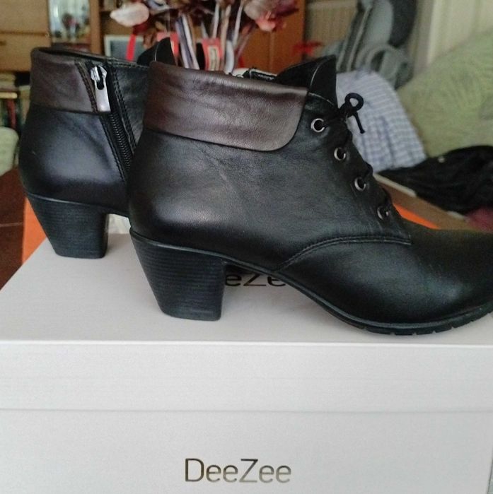 Дамски боти - естествена кожа