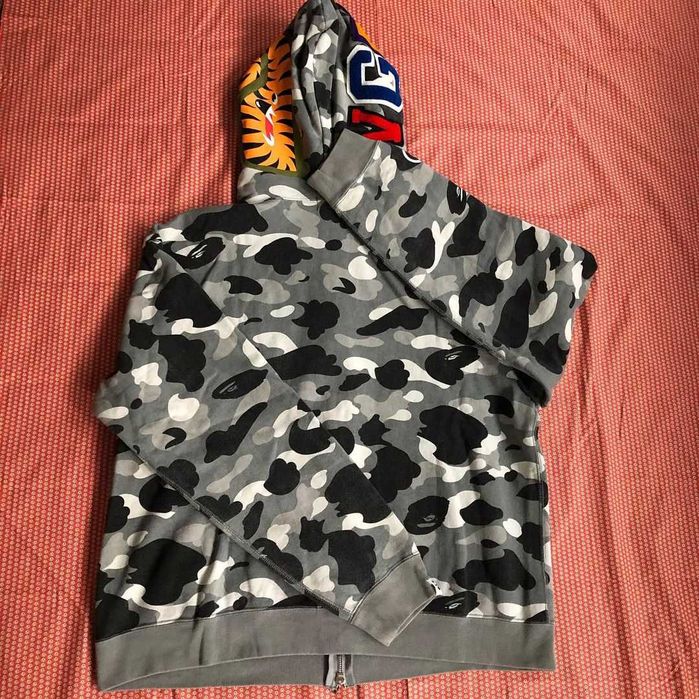 Hanorac Bape Grey Camo Shark Hoodie