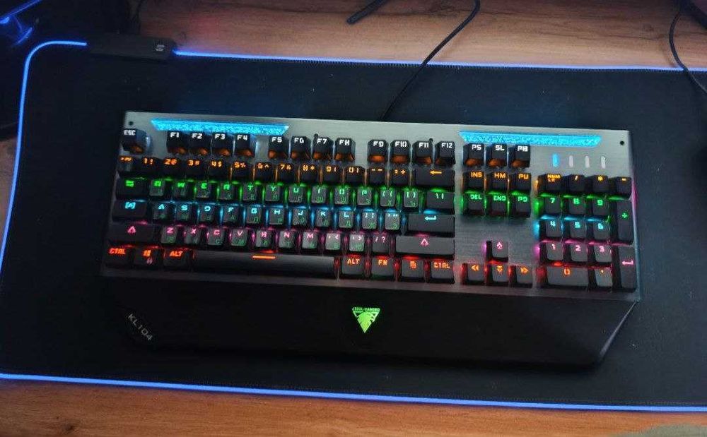МОЩНАЯ механическая игровая клавиатура JEDEL GAMING KL-104. Проводная.