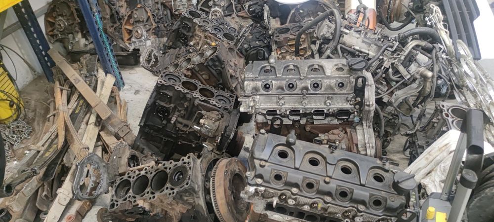 Motor nissan navara  pathfinder cabstar maxity