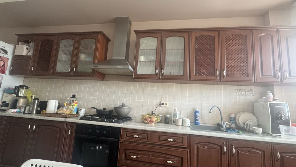 Продается кухня с техникой