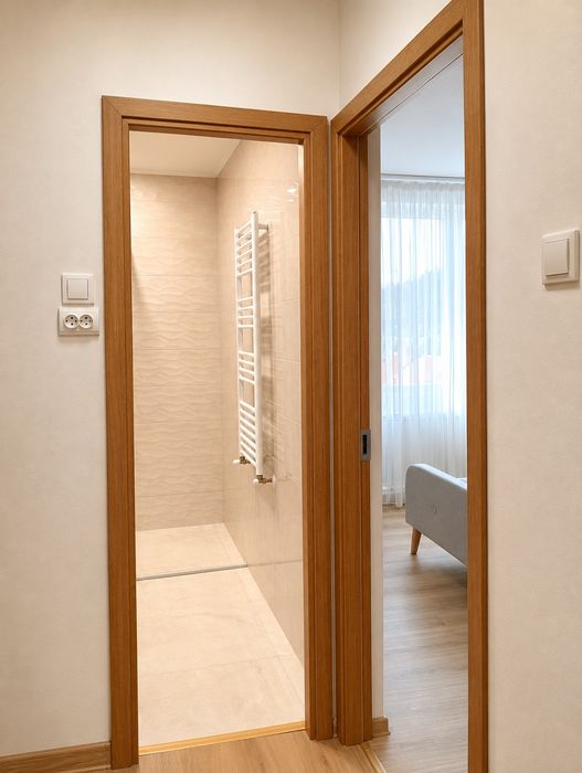 Vând apartament 2 camere zona UBB Reșița