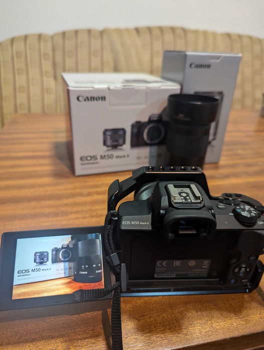 Canon EOS M50 Mark II + Canon EF-M 18-150mm + Canon EF-M 15-45mm