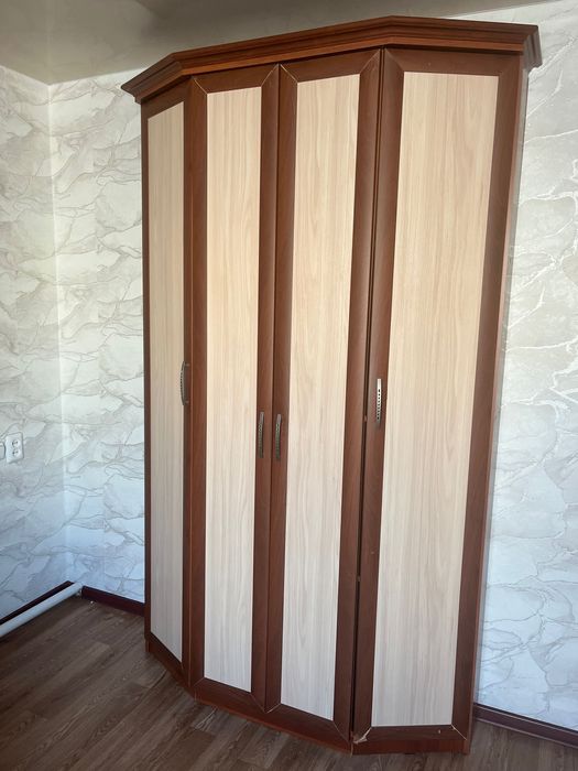 Шкаф для небольшого коридора