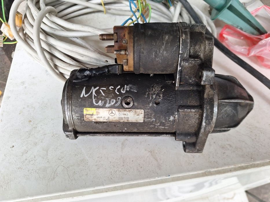 Стартер за Mercedes c-class w209