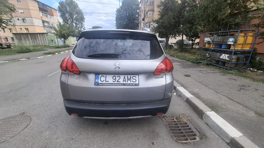 De vânzare Peugeot 2008 – Euro 6, Benzină, Stare Excelentă (Ideală pentru oraș și drumuri lungi)