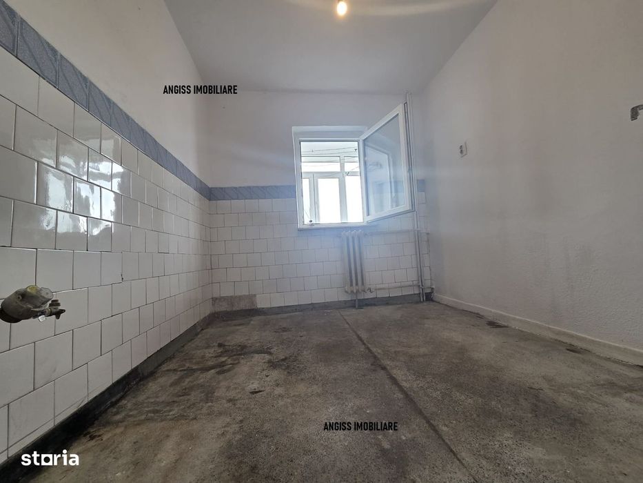 APARTAMENT 2 CAMERE Str. Podgoriilor ---Etaj.3