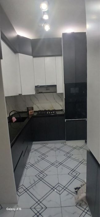 Срочно продается котедж 4+1 комнат