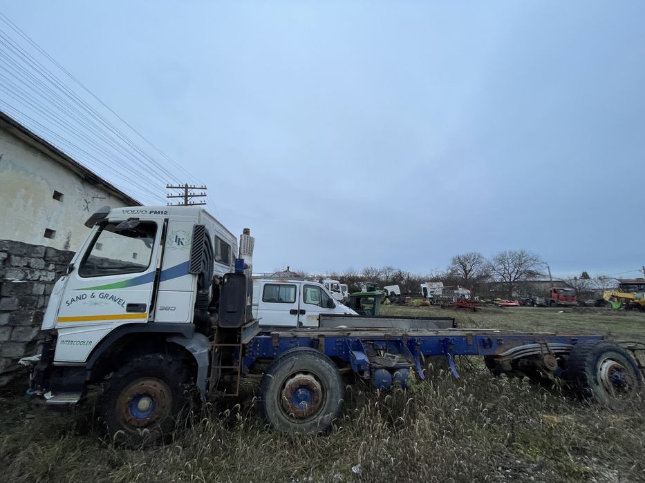 Dezmembrez Volvo 8x4 FM 380,400