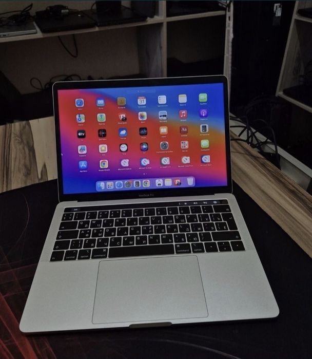 Mackbook Pro 2018 Retina Core i5