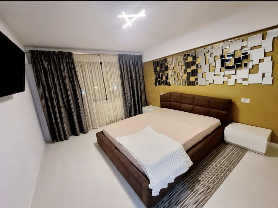Vand  ap 3 camere Ultracentral,CAM 3,A..I.CUZA