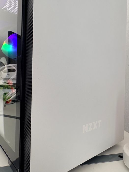 PC Gaming i5 DDR4 GTX 1060 6GB NZXT H210i AIO RGB. build alb negru