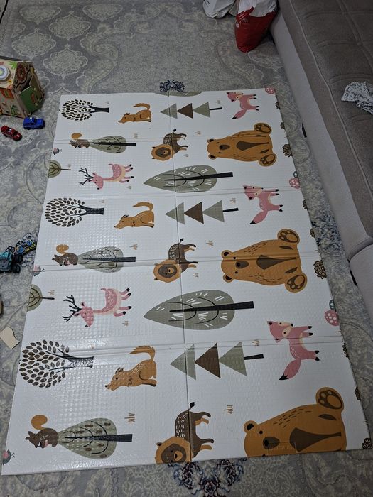 Продаётся детский игровой коврик в хорошем состоянии