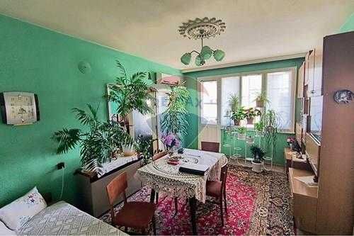 Продава се Етаж от къща в Нови пазар - 120 кв.м за 591 €/кв.м - Снимка #3