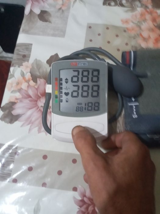 Продам тонометр новый