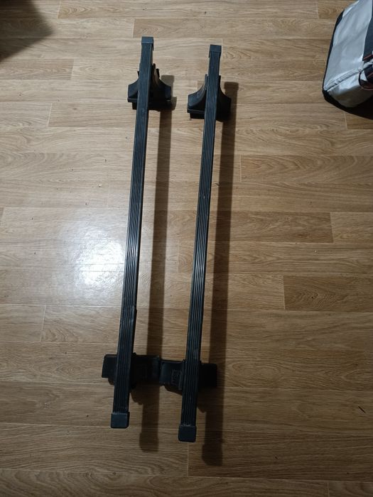 Продам поперечины (багажник) на крышу Volkswagen Golf 3, фирма Atlant