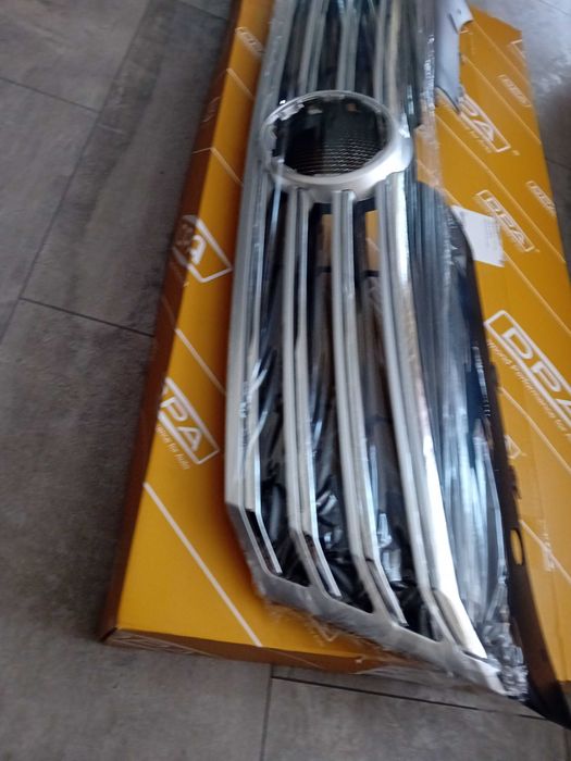 Решетка VW Пасат B7 НОВА