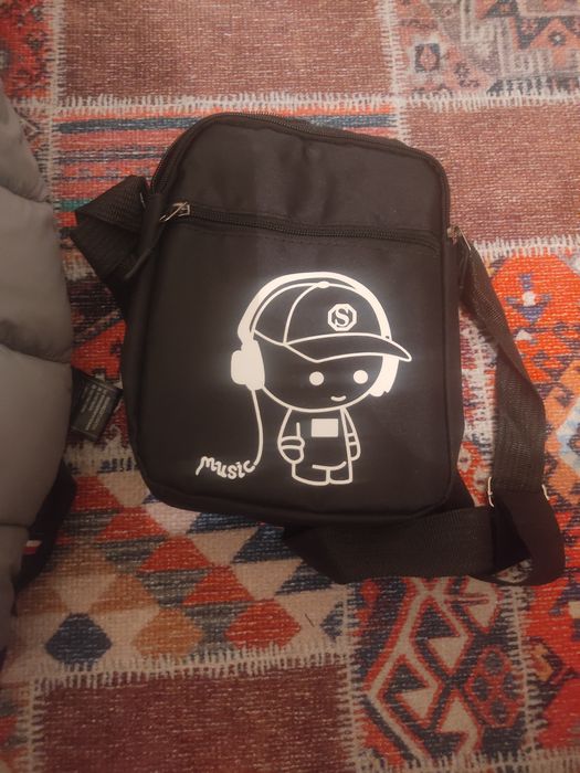 Продам барсетки новая 7000