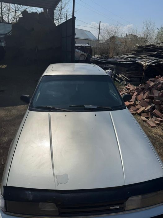 Мазда 626 на ходу