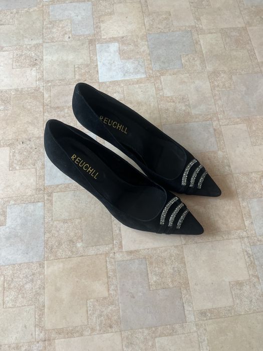 Новые замшевые туфли