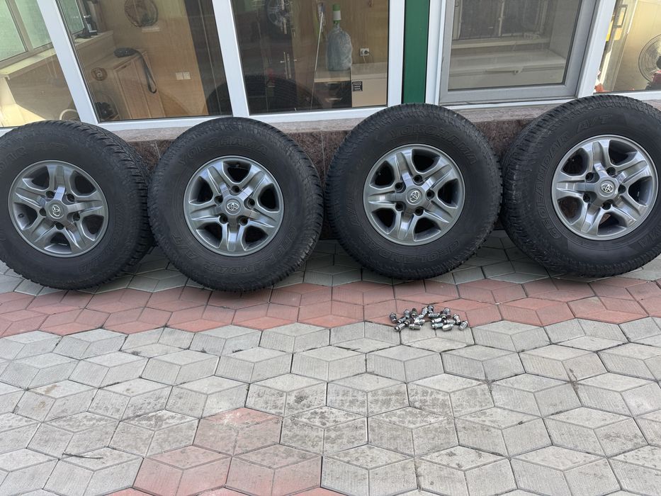 Продам колеса на Ланд крузер 100