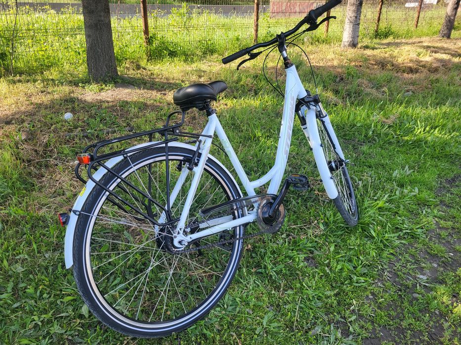 Bicicleta dama marca Stevens,roti pe 28 inch