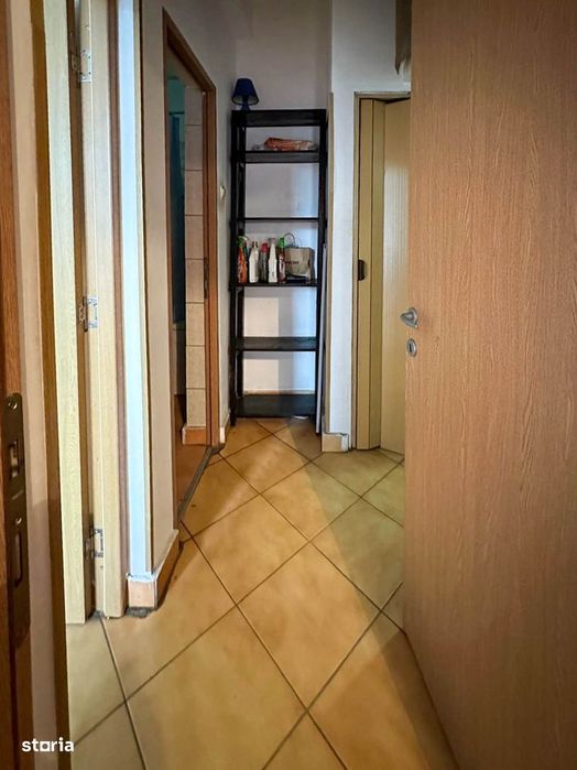 ROMANA: Apartament cu 2 camere Bd. Magheru !