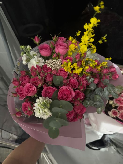 Продам букеты, цветы