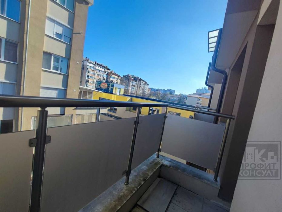 Продава се Двустаен апартамент в Велико Търново, Бузлуджа - 53 кв.м за 2038 €/кв.м - Снимка #7