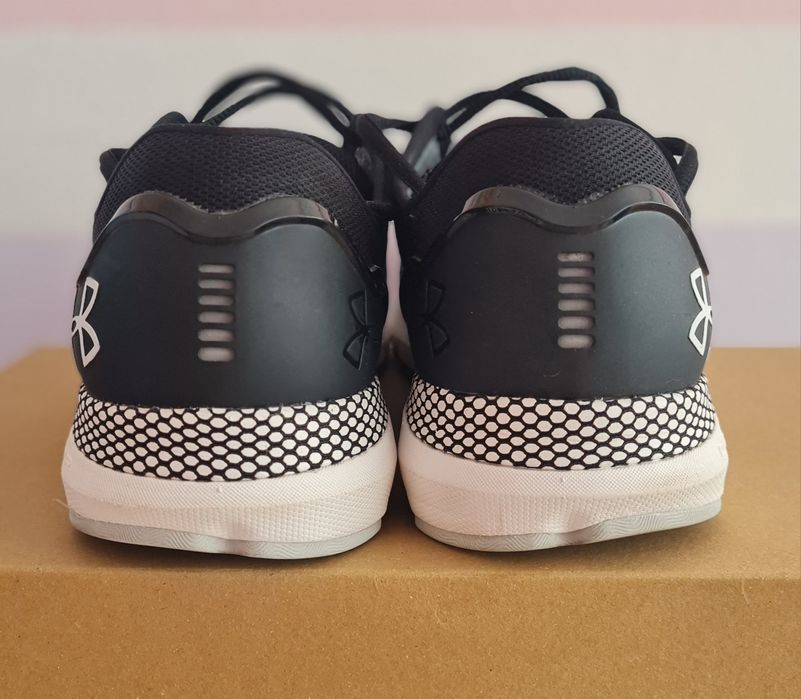 Under Armour Sonic 6