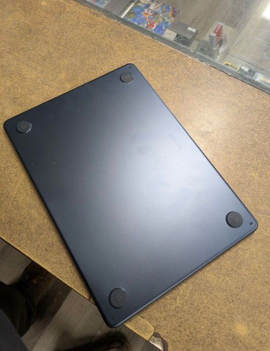 MacBook Air на M2 (8 GB / 256 GB)