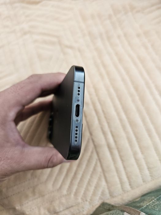 Срочно продам iphone 15 pro