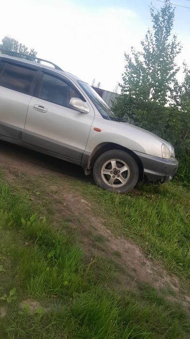 Продам машину Хюндай Сантофе
