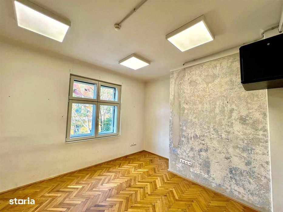 Spatiu comercial de inchiriat in zona centrala - Complet renovat
