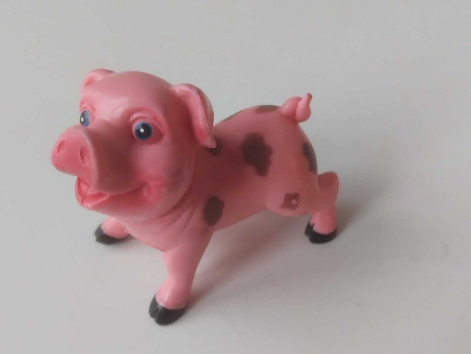 Розово Прасенце - малка реалистична фигура / играчка