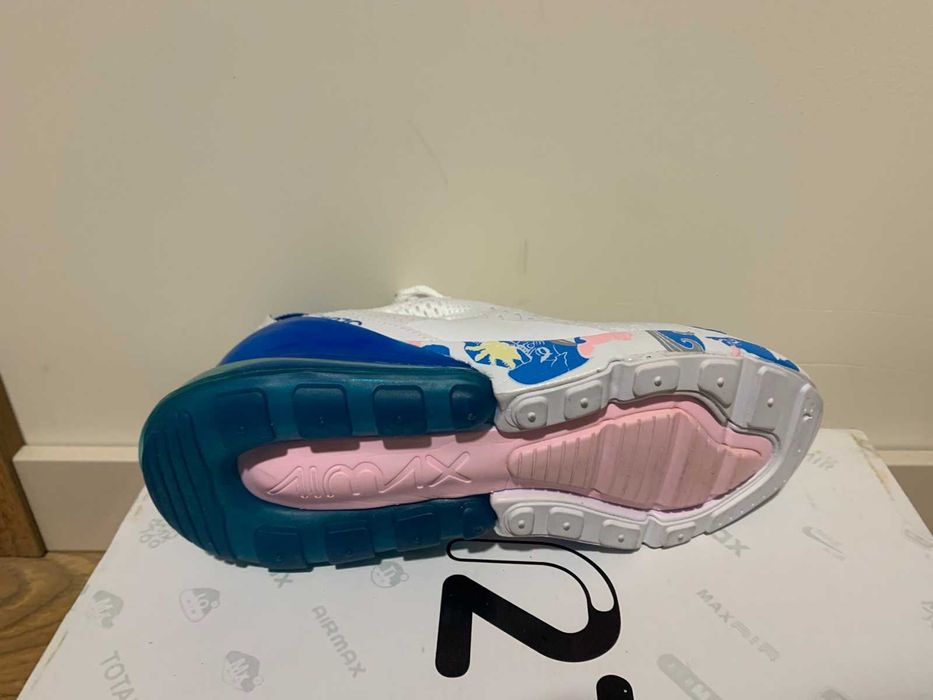 Оригинални дамски маратонки  Nike Air Max 270 налични 36 номер