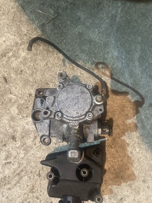 Хидравлична Помпа ОМ 272 и 273