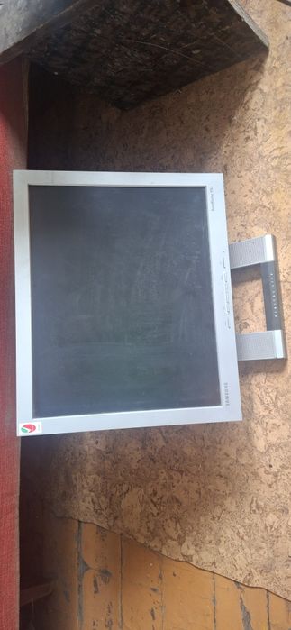 Старые мониторы на запчасти